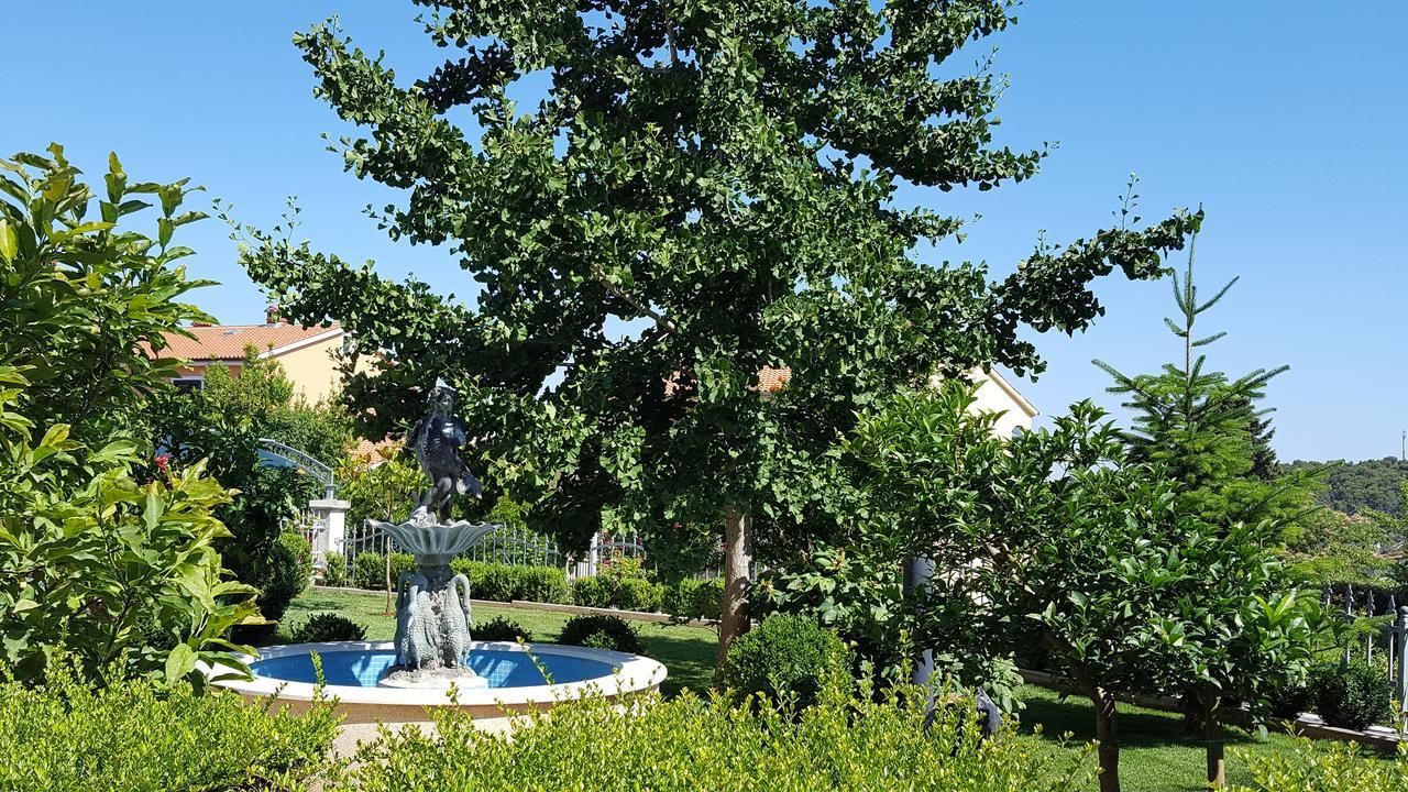 Apartments Ginkgo Баньоле Екстер'єр фото